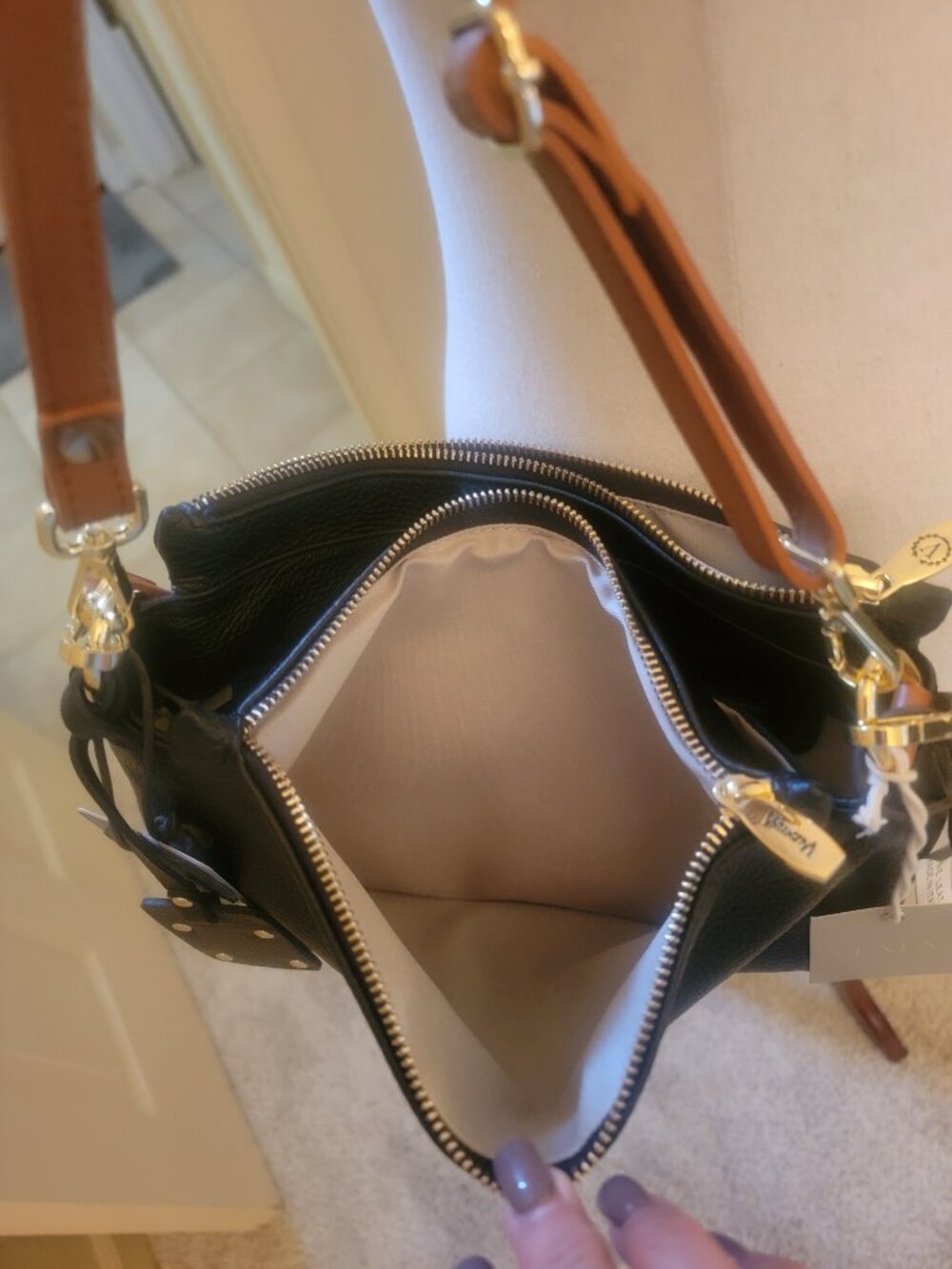Valentina Italia Genuine Leather Crossbody Bag Black & Cognac NWT Made in Italy - Picture 8 of 11
